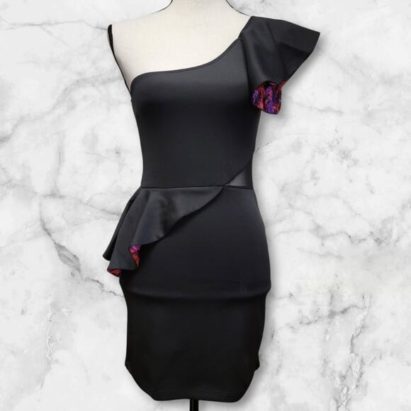 Windsor Bodycon Dress Juniors Sz‎ 3 Black Pink One Shoulder Ruffle Mini Party - Picture 1 of 10